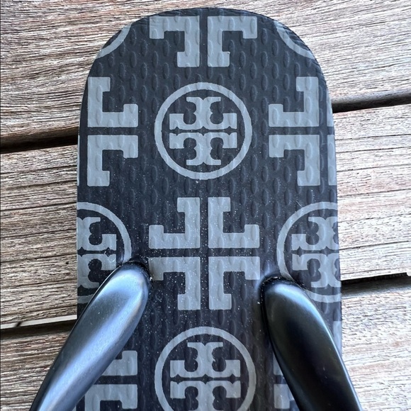 Tory Burch Black and Gray Flip Flops - Picture 8 of 9